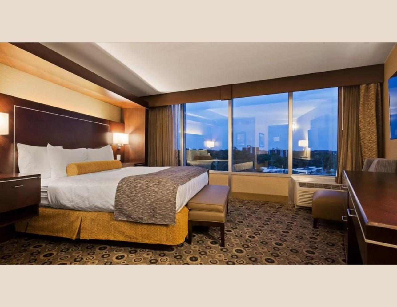 Radisson Hotel Southfield-Detroit Esterno foto