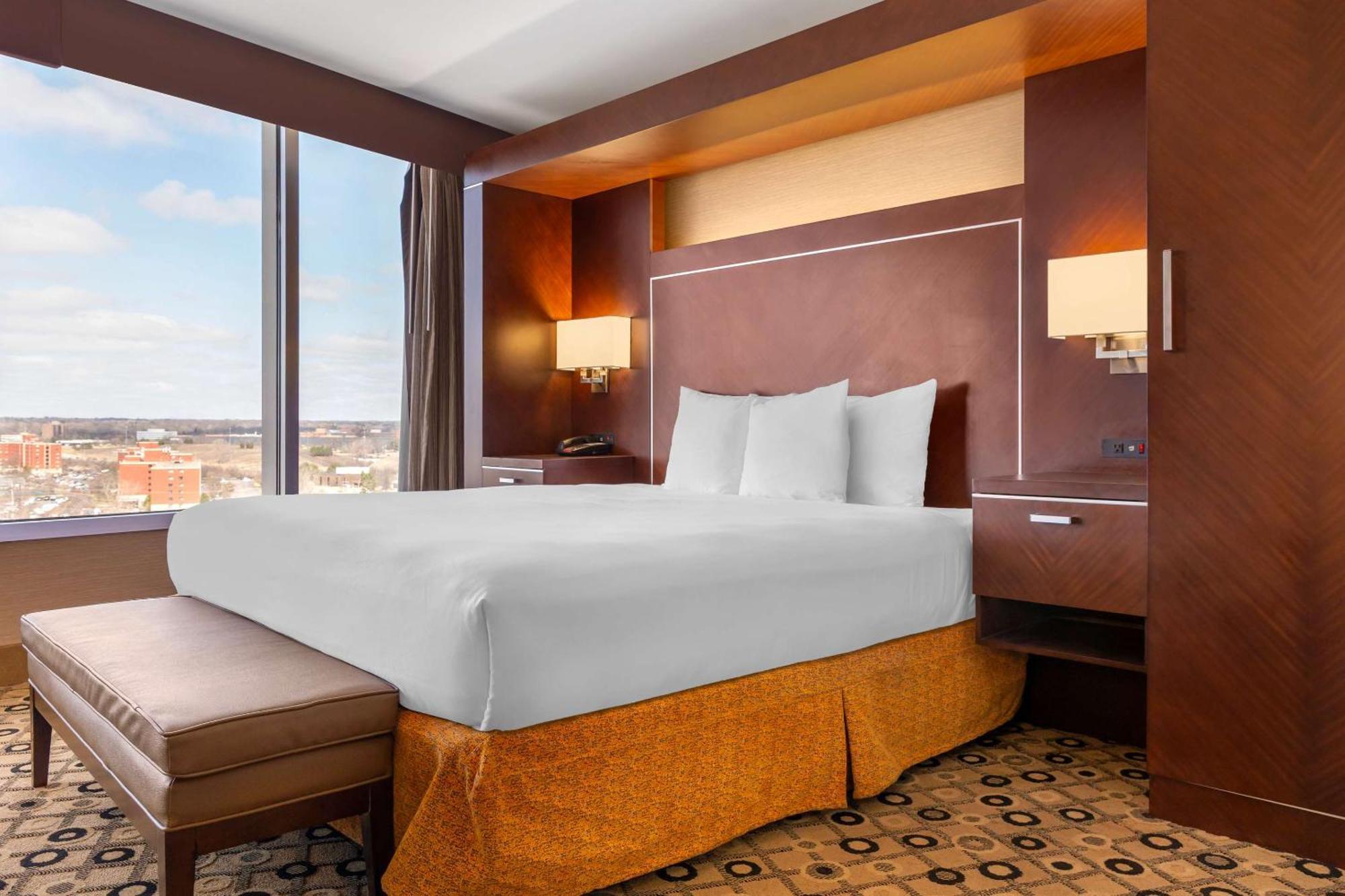 Radisson Hotel Southfield-Detroit Esterno foto
